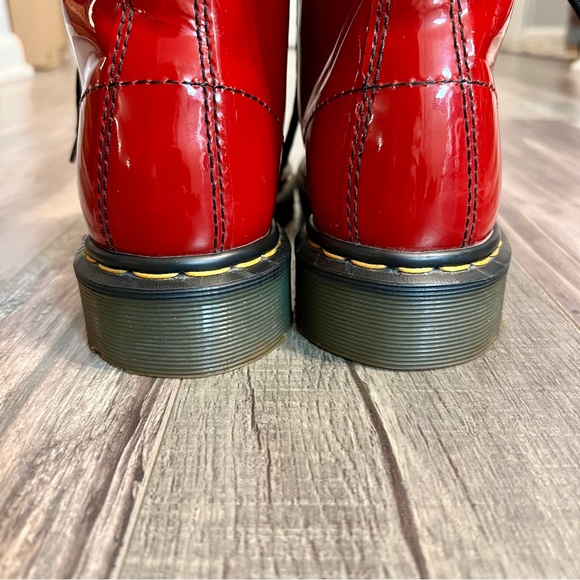Vtg Doc Martens 1460 Made in England Air Wair Red Patent Leather Boots US Size 8 - Picture 10 of 16